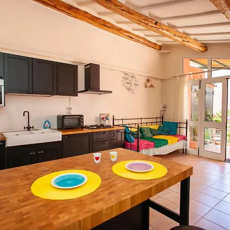 Genius Loci Cozy House With Garden In The Old Town Apartment Olbia
