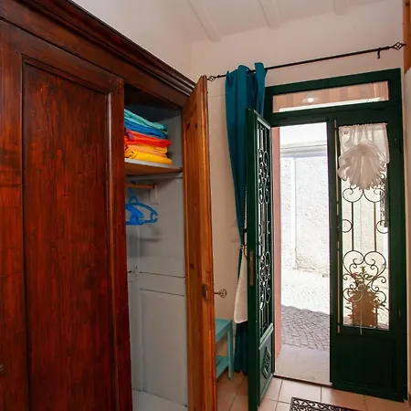 Genius Loci Cozy House With Garden In The Old Town Olbia