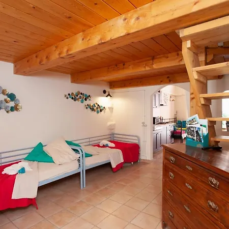 Genius Loci Cozy House With Garden In The Old Town * Olbia