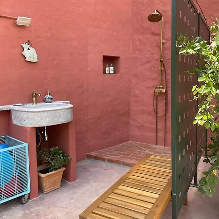 Apartment Genius Loci Cozy House With Garden In The Old Town