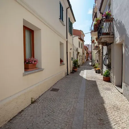Genius Loci Cozy House With Garden In The Old Town アパート *